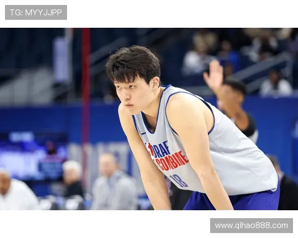 杨瀚森11次出手展现自信但体能与防守仍需加强提升